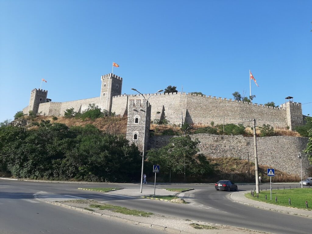 Üsküp kalesi. şehre kuşbakışı bakmak için ideal nokta.